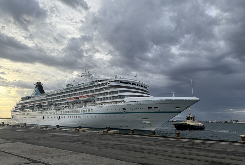 Artania cruise vessel visiting Bunbury