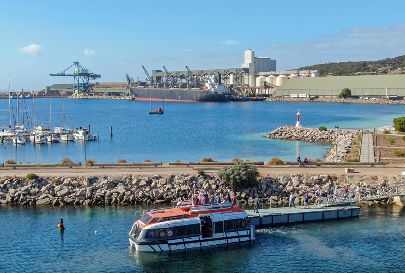 Cruise arrival in Esperance