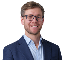 Iain Robinson headshot