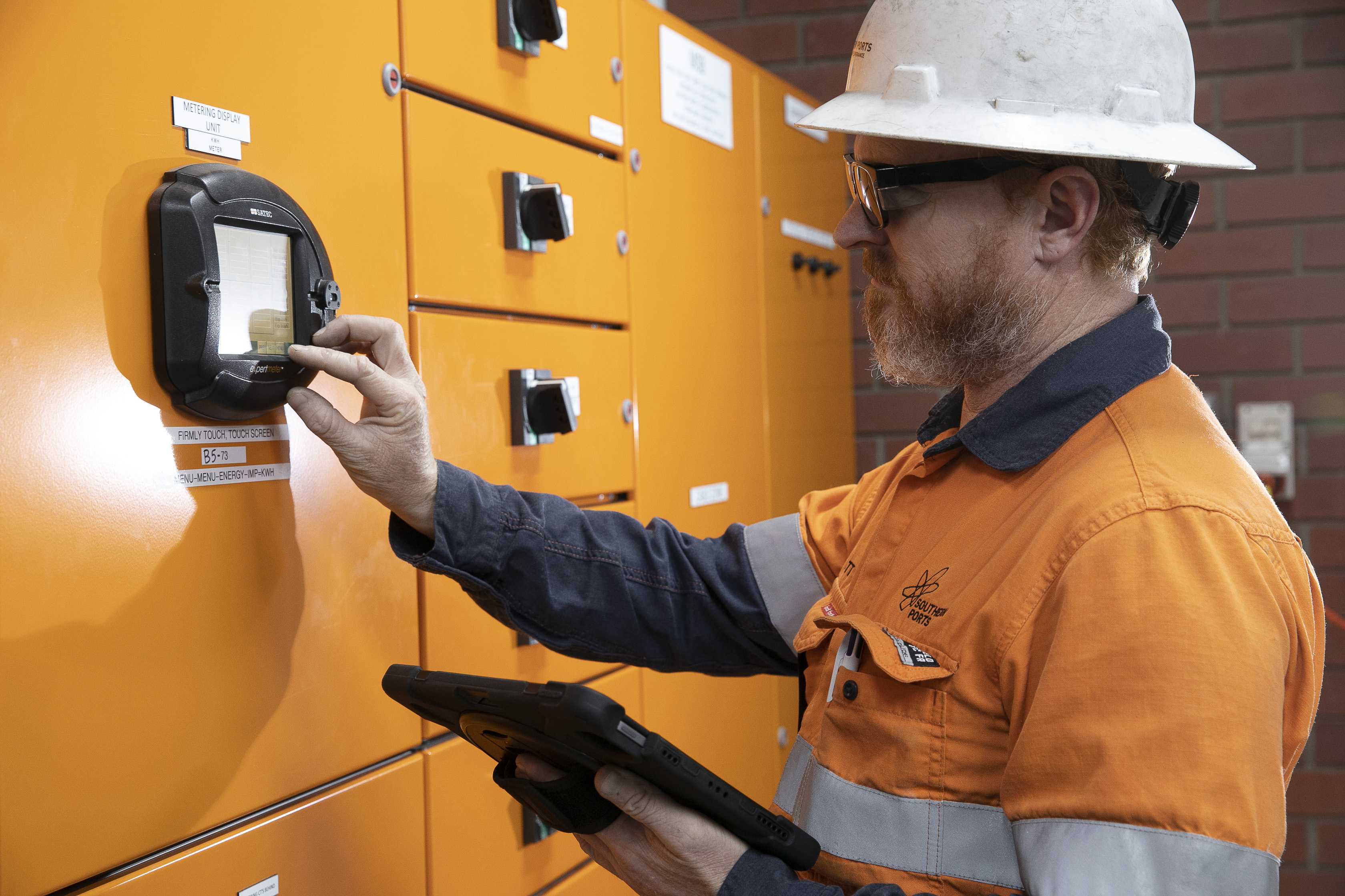 Southern Ports employee with an ipad