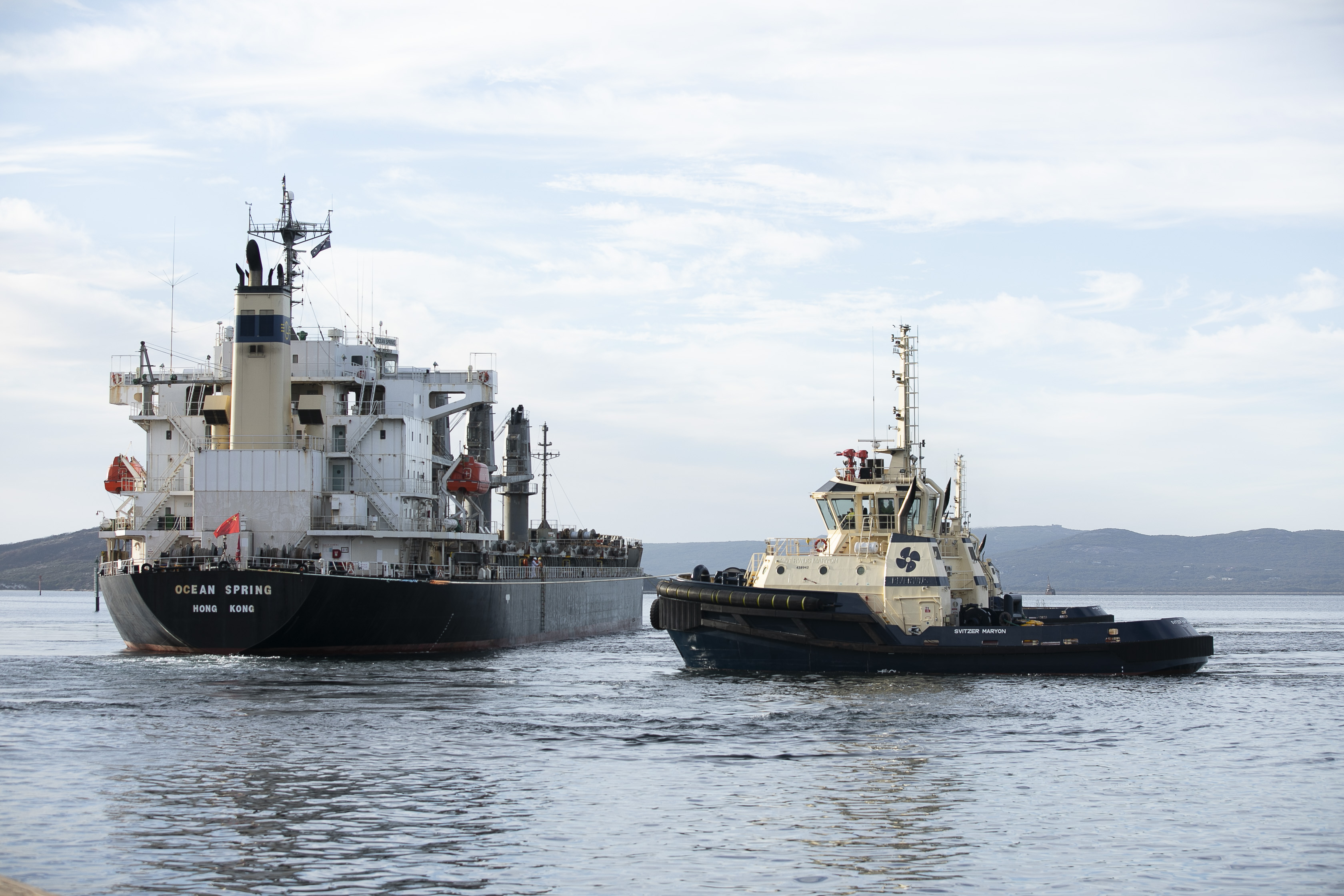 Tug service pulling vessel