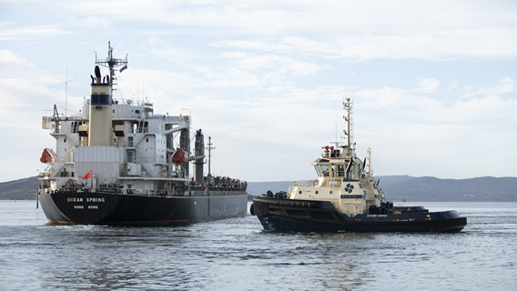Tug service pulling vessel